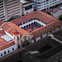 Escuela de Estudios Sociales, Políticos e Internacionales