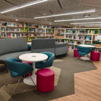 Colección bibliográfica mezanine