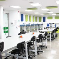 Laboratorio de Ciencias Naturales 3 - Docencia