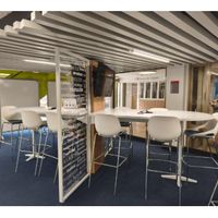 Sala de trabajo en grupo - Mezanine