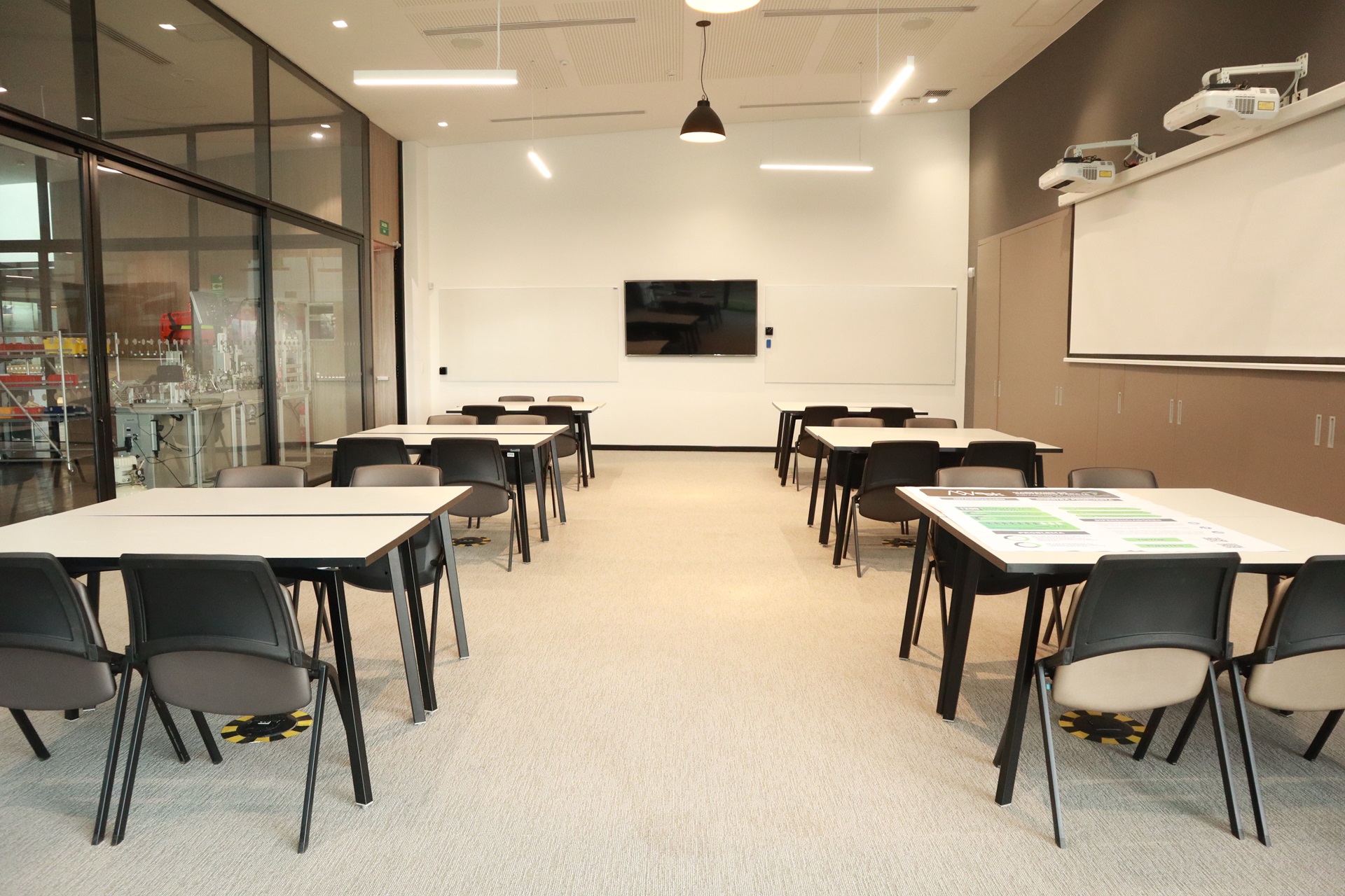 Laboratorio Smart Logistics Room